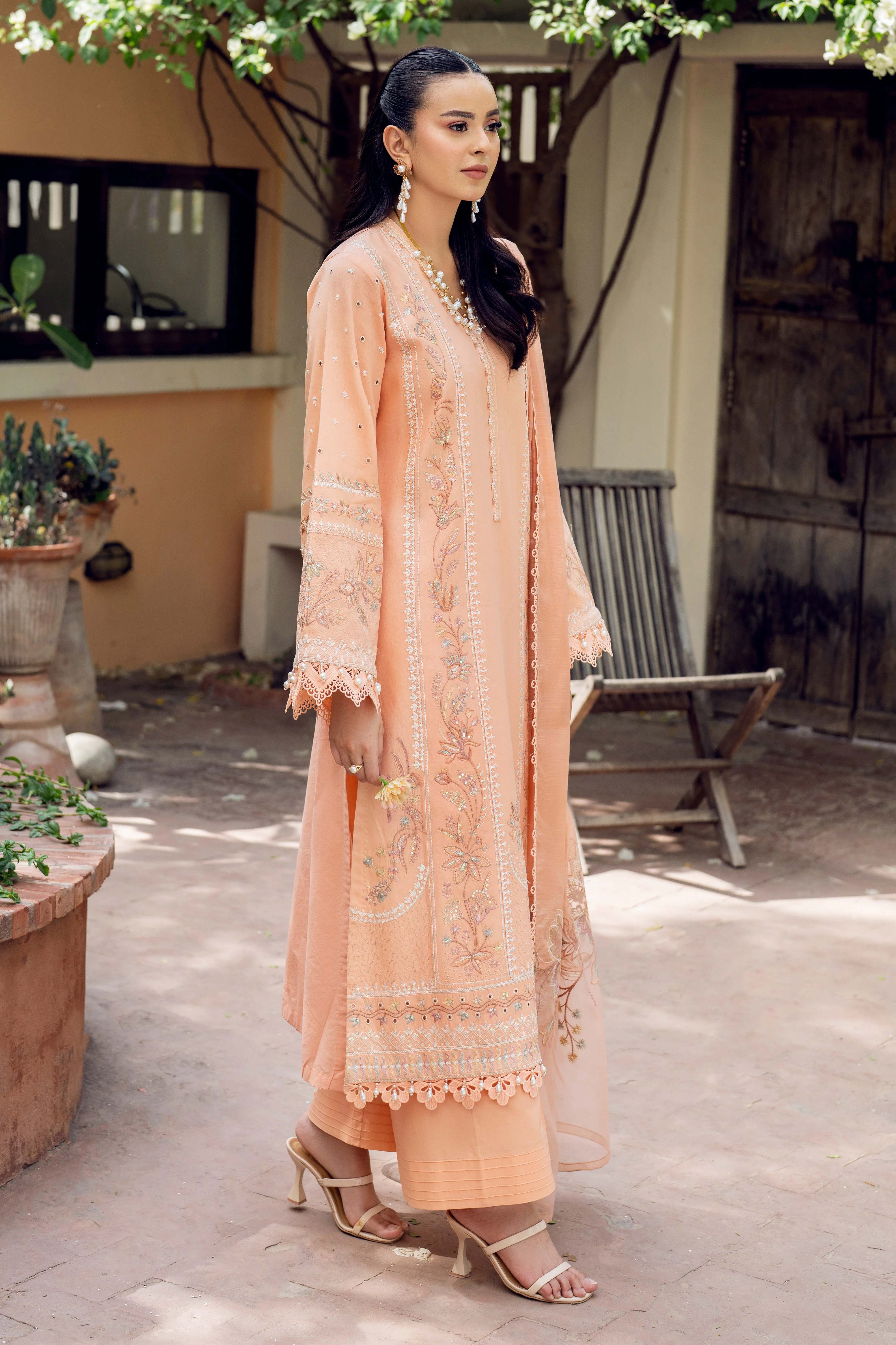 Nasreen - Image 3